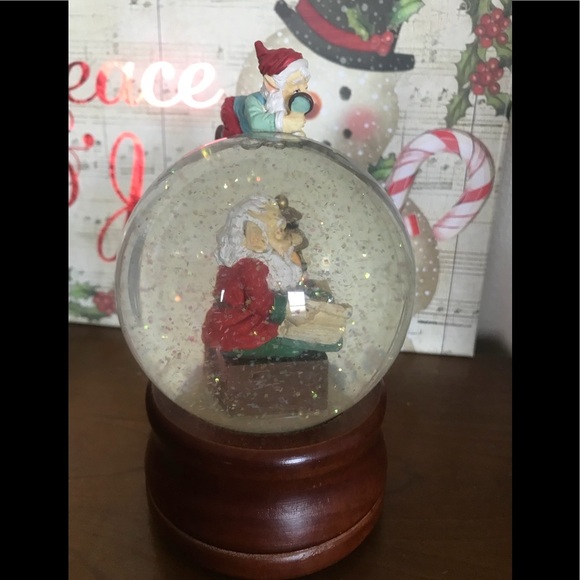 San Francisco Vintage Santa Elf Musical Snow Globe - Picture 8 of 10